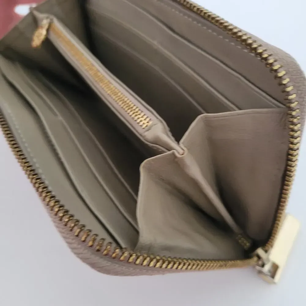 Tory‎ Burch Beige Bow Leather Zip Around Large Wallet Long Clutch Logo